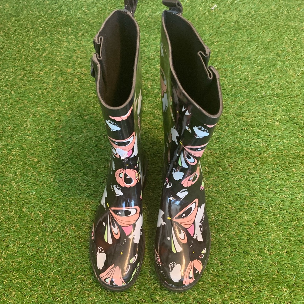 Forever Young Women’s Butterfly Print Rubber Boots